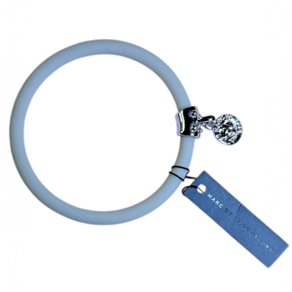 NWT Marc by Marc Jacobs Super Soft Rubber Bracelet w Silver Tone Logo Charm Gray